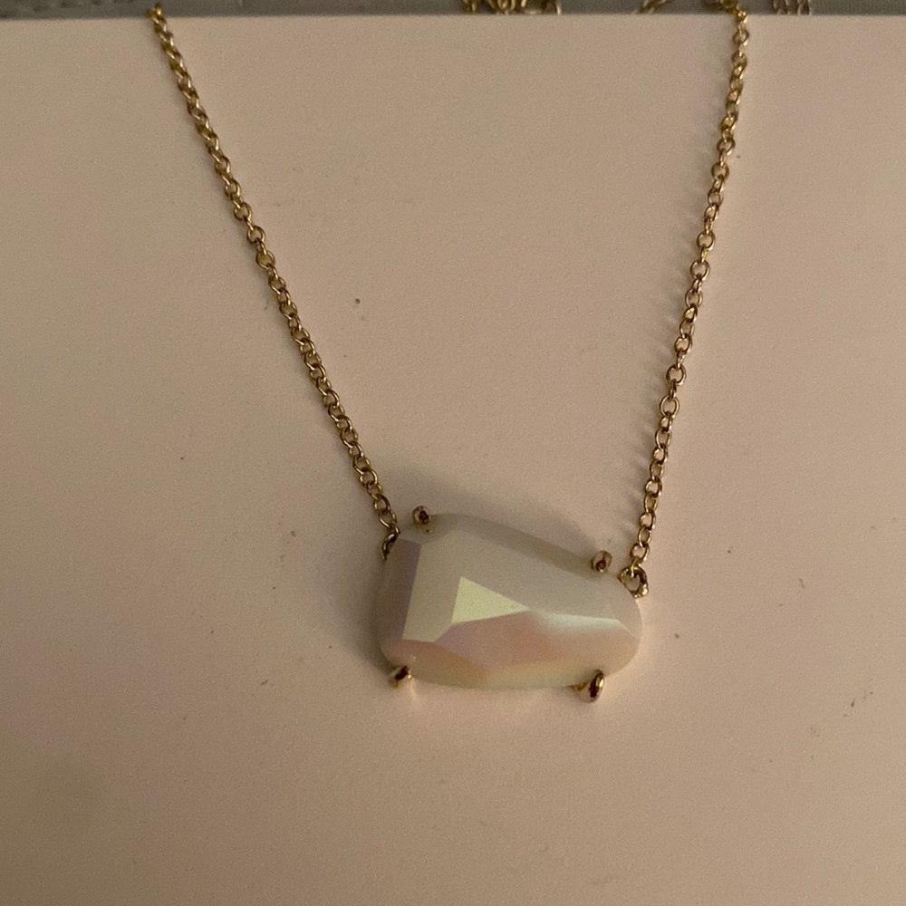 Kendra Scott Iridescent Pendant Necklace